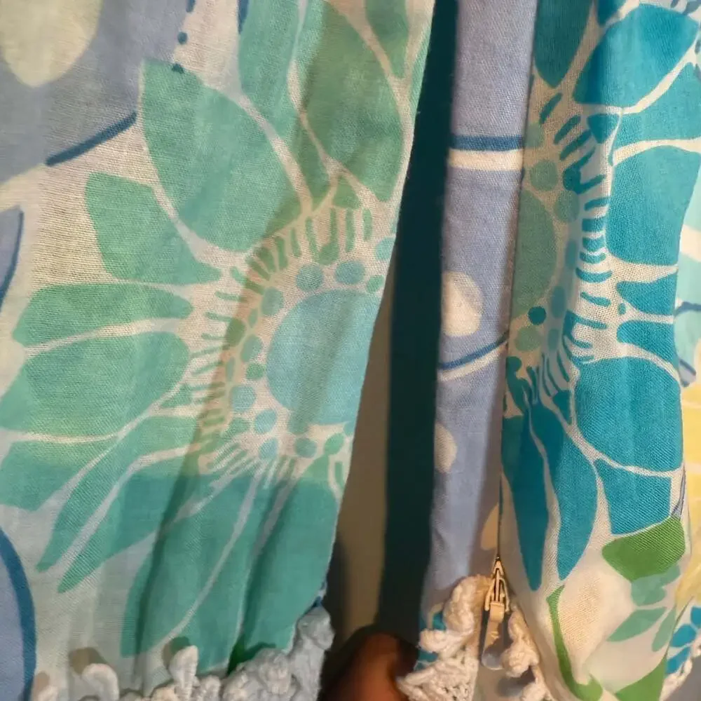 Lilly Pulitzer Women’s Tunic Top Floral Cotton with Side Zipper & Crochet Trim - Picture 3 of 5